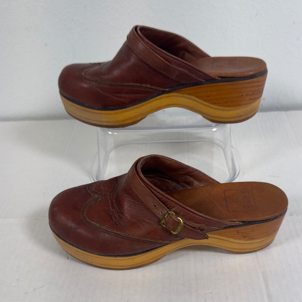 Frye Leather Wooden Platform Clogs Women 6 B Cognac Brown Wingtip Mules Retro - Picture 7 of 9